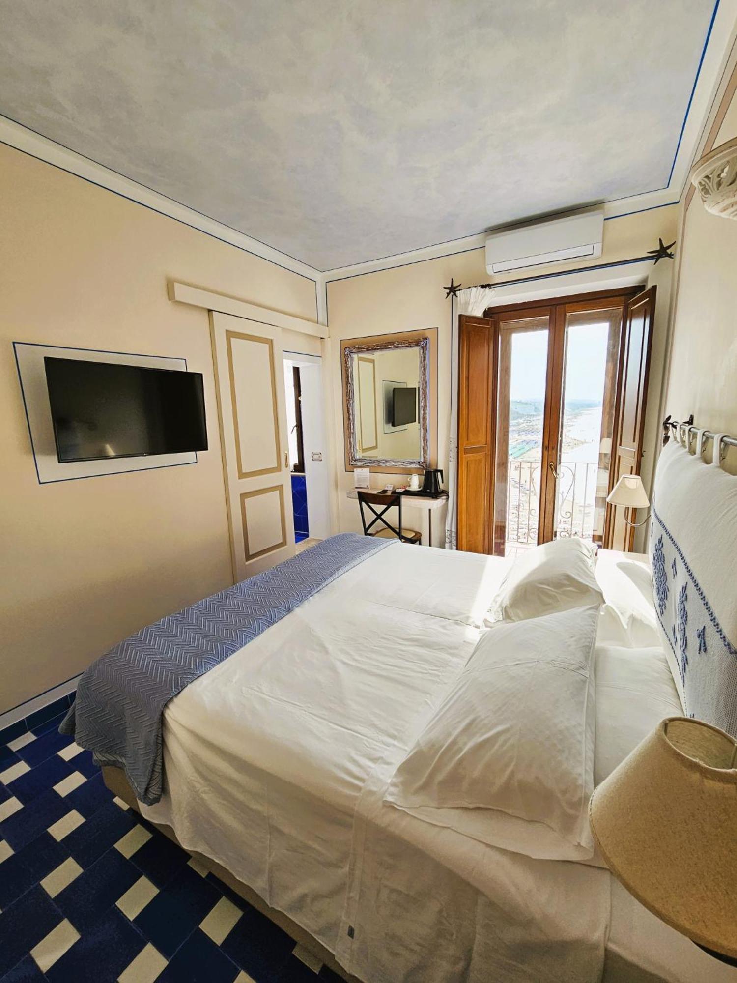 Residenza Sveva Bed & Breakfast Termoli Luaran gambar
