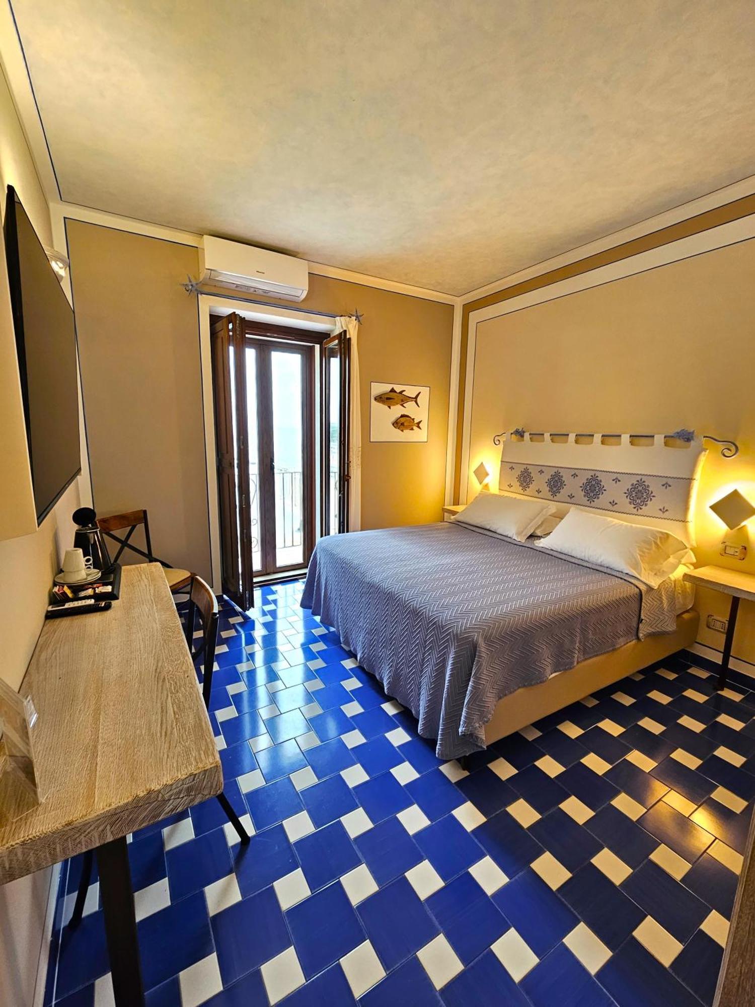 Residenza Sveva Bed & Breakfast Termoli Luaran gambar