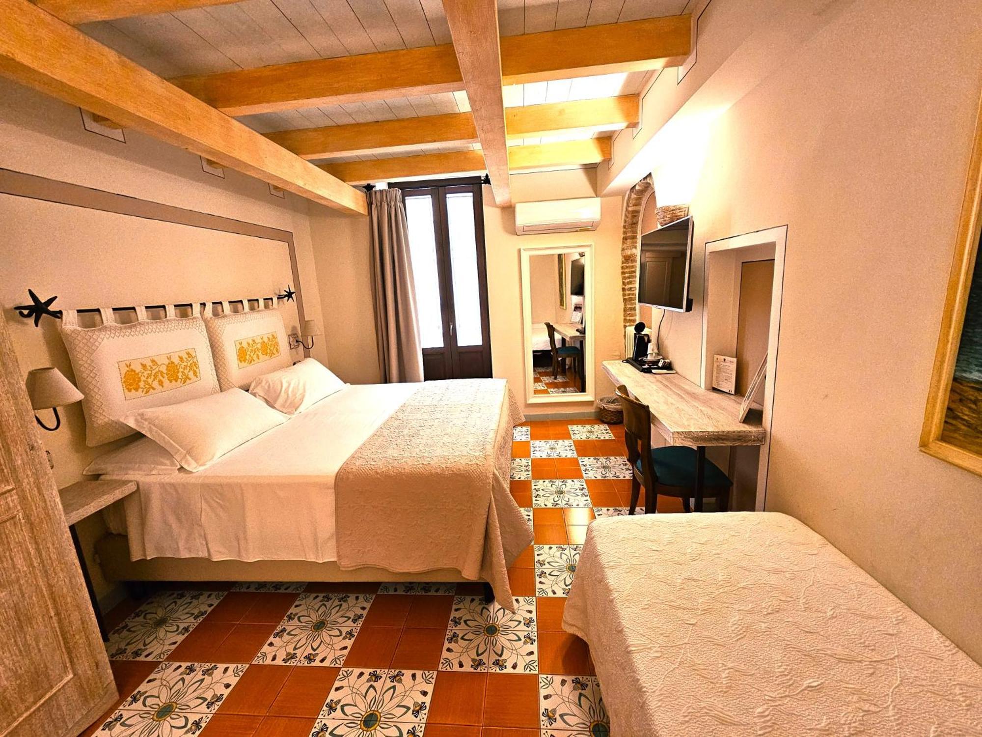 Residenza Sveva Bed & Breakfast Termoli Luaran gambar