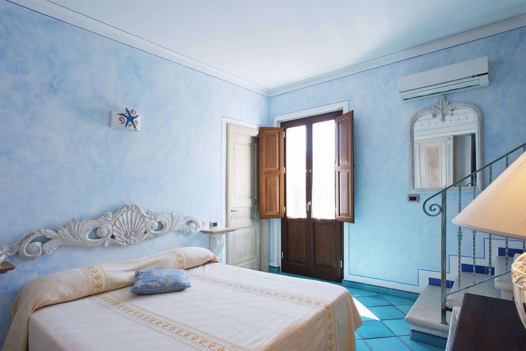 Residenza Sveva Bed & Breakfast Termoli Luaran gambar