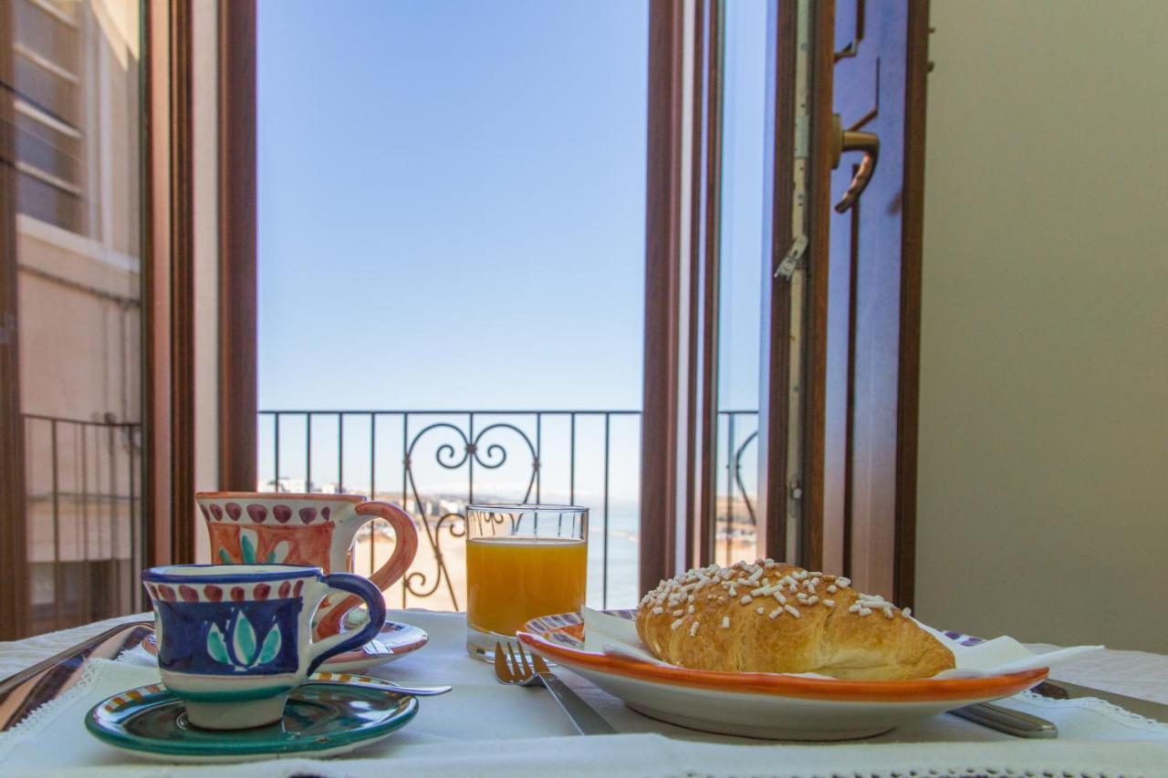 Residenza Sveva Bed & Breakfast Termoli Luaran gambar